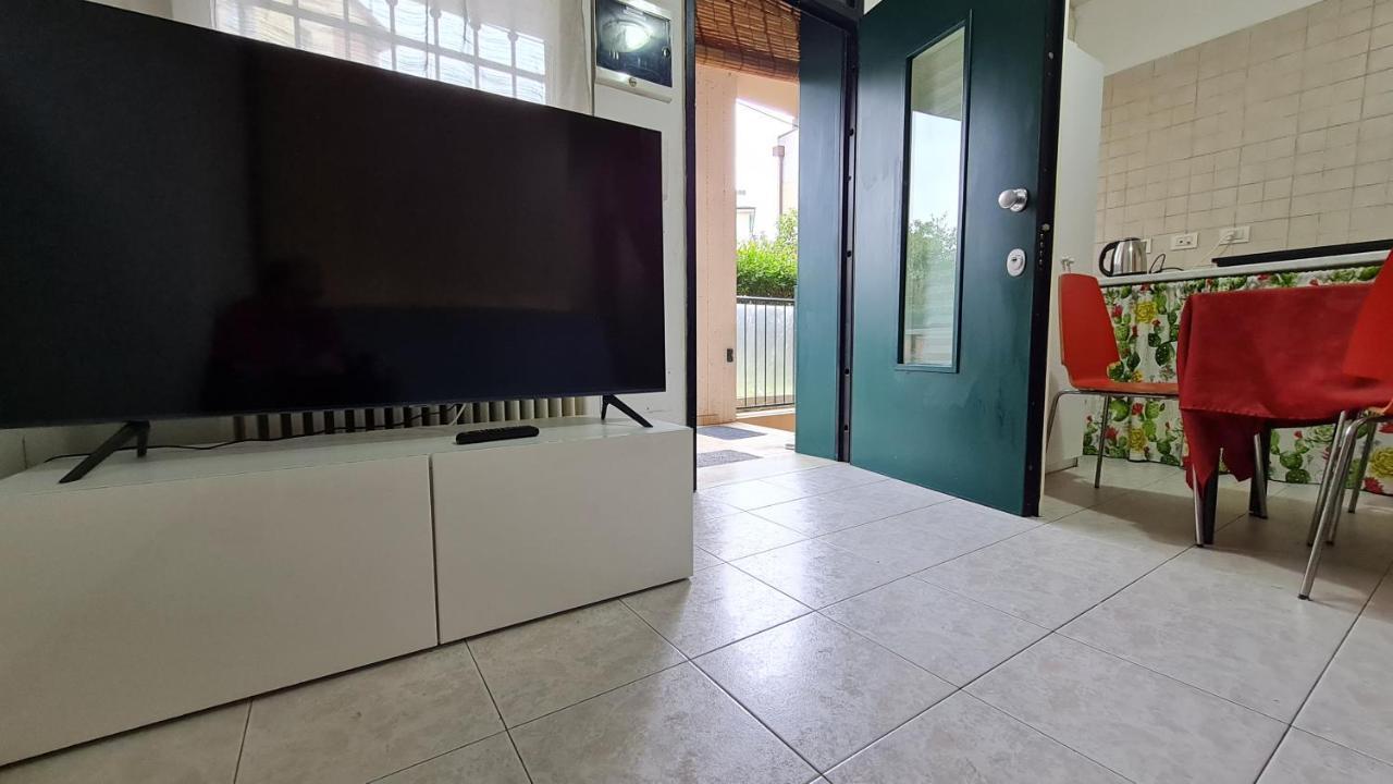 Fiorilli House - Fair District - Gratis Private Parking Bolonha Exterior foto