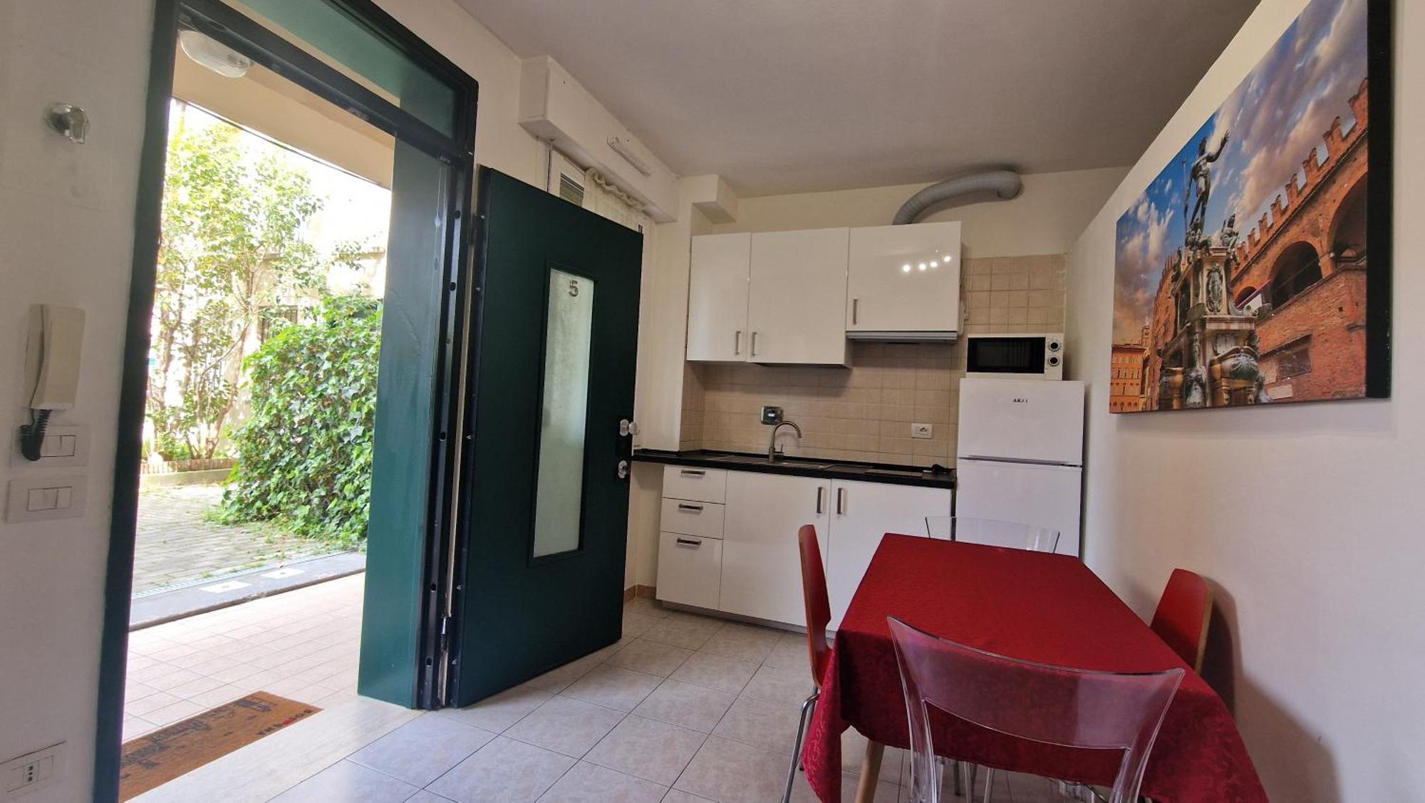 Fiorilli House - Fair District - Gratis Private Parking Bolonha Exterior foto